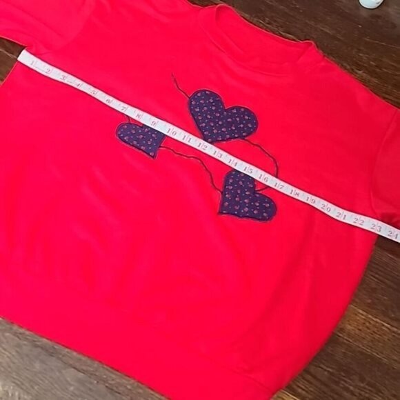 Vintage 80s Red Blue Heart Cute Girly Pullover Crewneck Sweatshirt - Picture 6 of 11